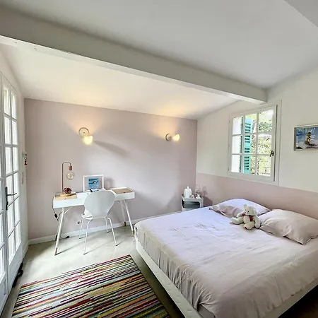 Belle Piscine Cap D'antibes 别墅 *